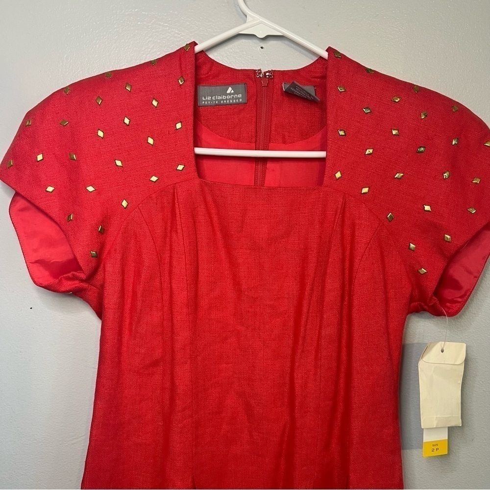 NEW Liz Claiborne 100% Linen Shift Dress Gold Studs Square Neck Petite Sz 2 Red - Picture 2 of 15